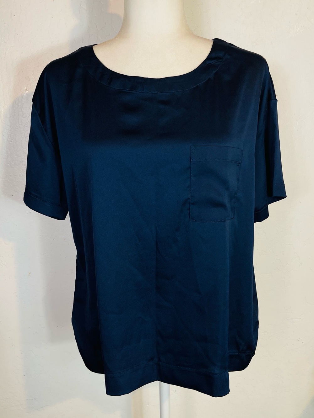 Amazon Essentials Size Small S Short Sleeve Dark Navy Blue Shirt Blouse Pocket